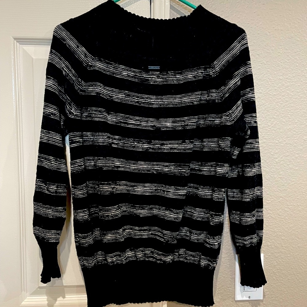 Billabong size large black and white striped sweater